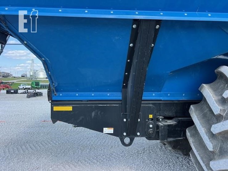 2023-kinze-1121-image-24