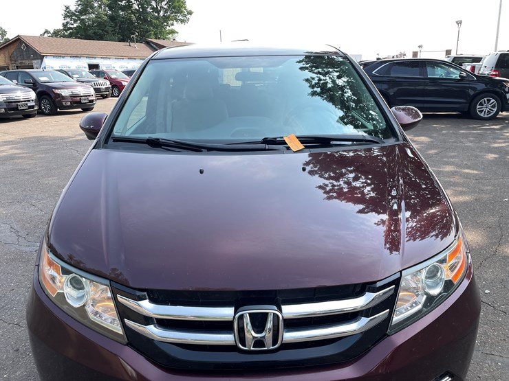 2014-honda-odyssey-image-9