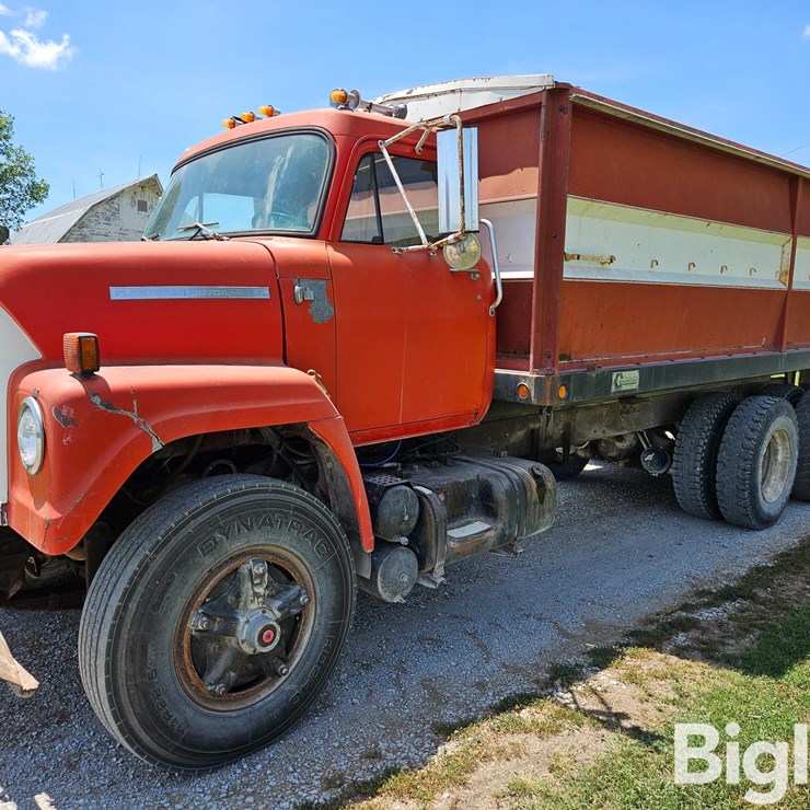 1976 INTERNATIONAL FLEETSTAR