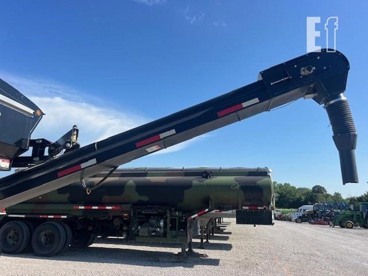 2019-j&m-lc390-image-34
