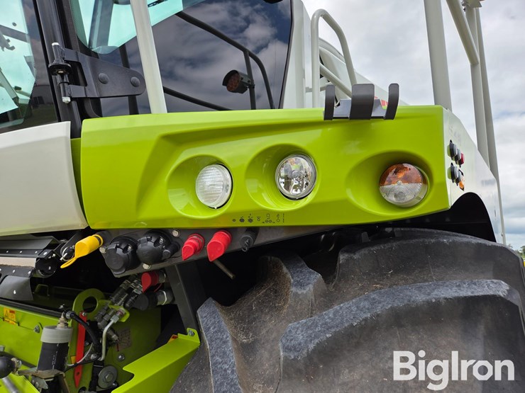 2022-claas-jaguar-970-image-10