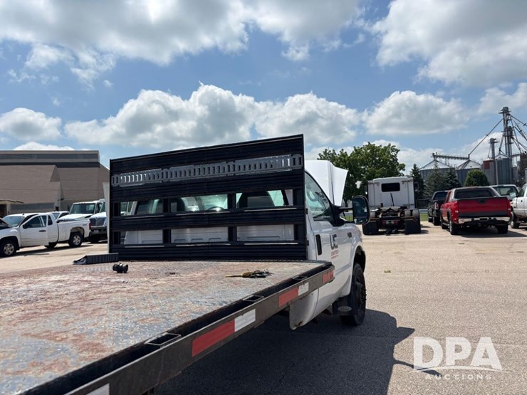 1999-ford-f350-image-42
