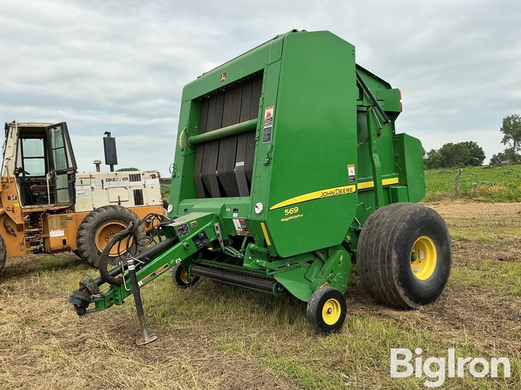 2014-john-deere-569-image-1