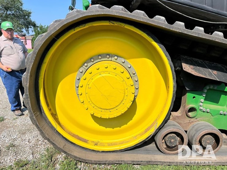 2010-john-deere-9530t-image-37