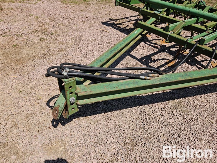 john-deere-1010-image-10