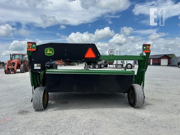 2022-john-deere-c400-image-4