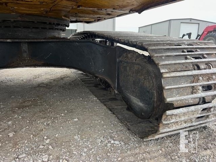 komatsu-pc210-lc-image-21