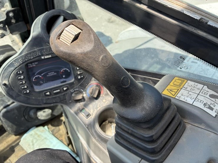 2019-bobcat-e85-image-25