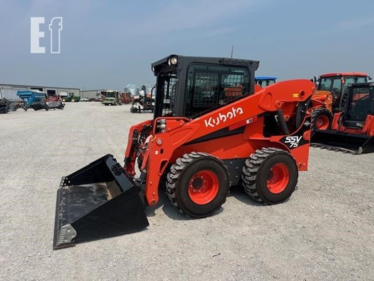 2023-kubota-ssv75-image-1