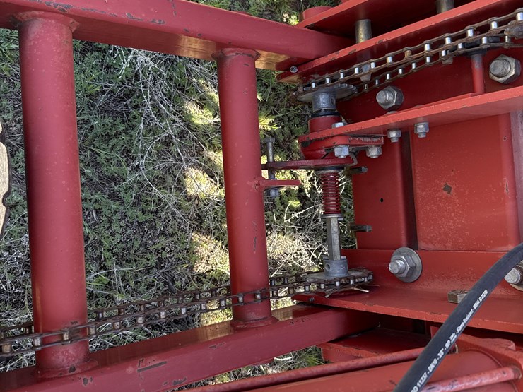 case-ih-5500-image-17