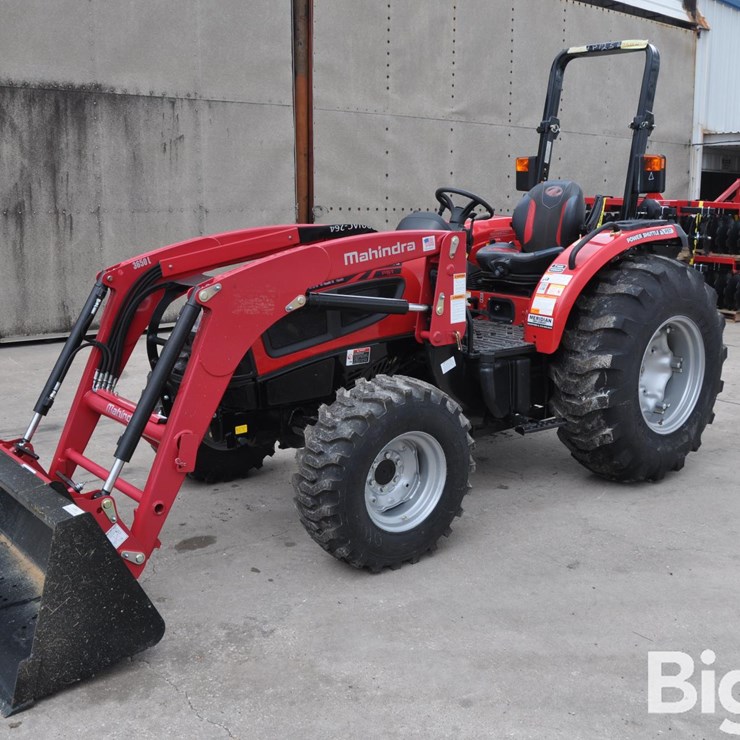 2022 MAHINDRA 3640 PST