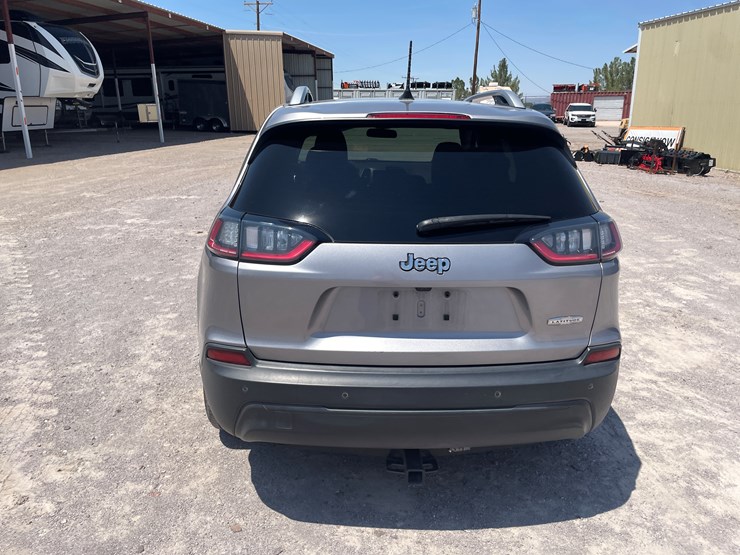 2019-jeep-cherokee-image-6
