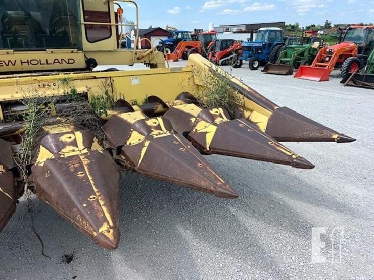 new-holland-tr85-image-16