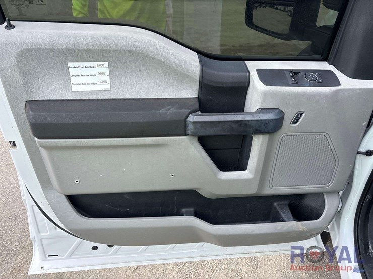 2018-ford-f550-image-12