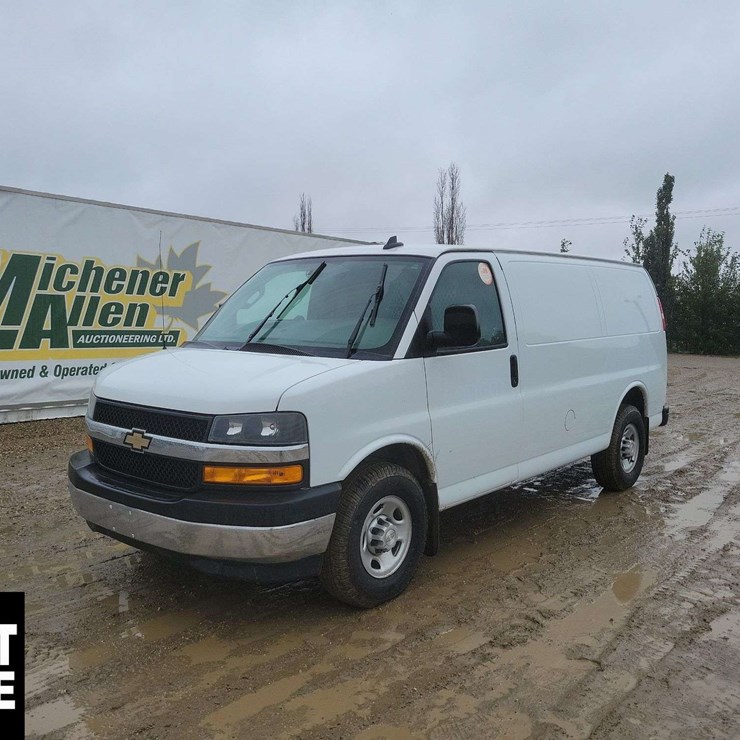 2019 CARGO EXPRESS