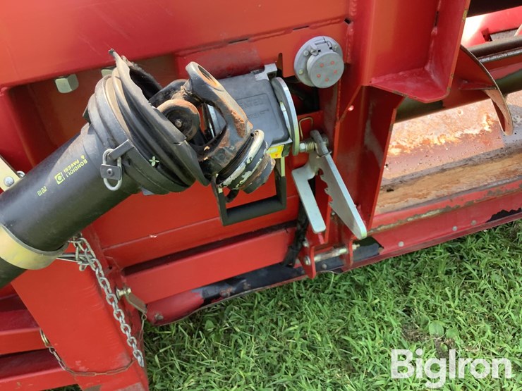 2010-case-ih-2612-image-18