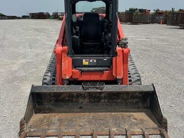 kubota-svl97-2-image-8