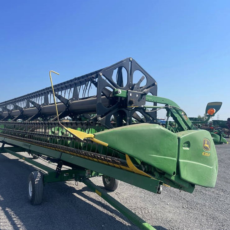 2012 JOHN DEERE 635F