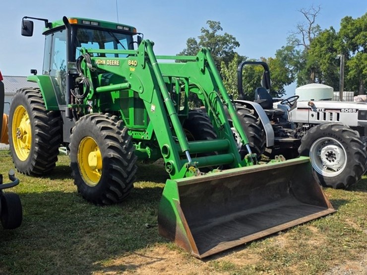 john-deere-7810-image-1