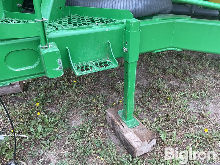 2013-john-deere-dr24-image-12