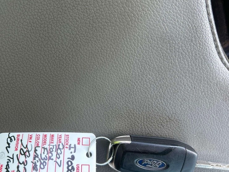 2019-ford-f350-image-33