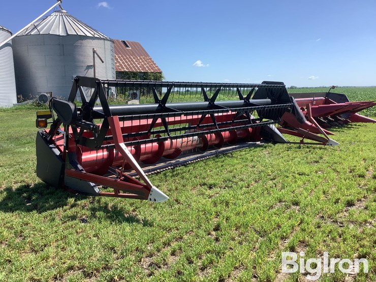 2004-case-ih-1020-image-3