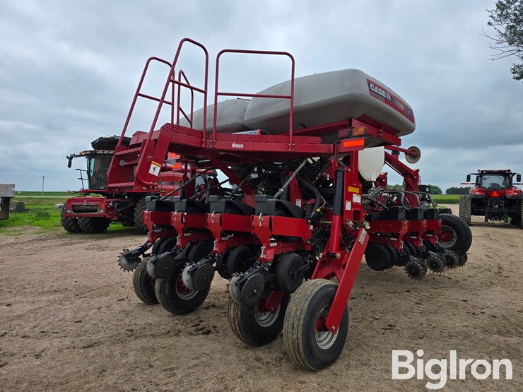 2012-case-ih-1250-image-5