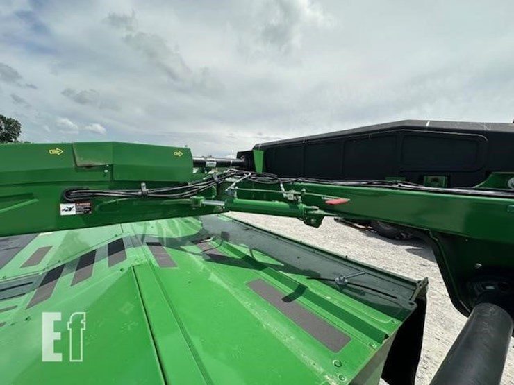 2022-john-deere-c400-image-14