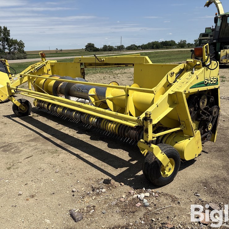 2006 JOHN DEERE 645B