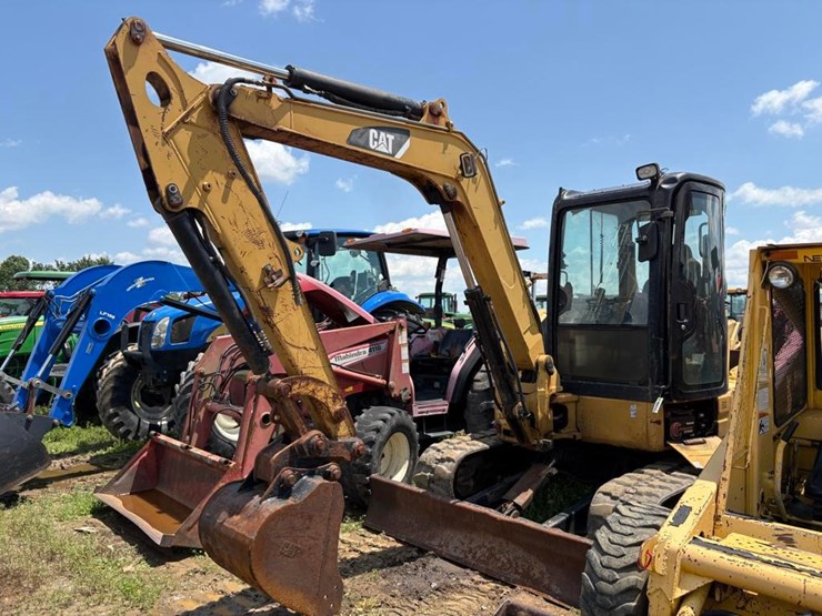 2010-caterpillar-305c-cr-image-25