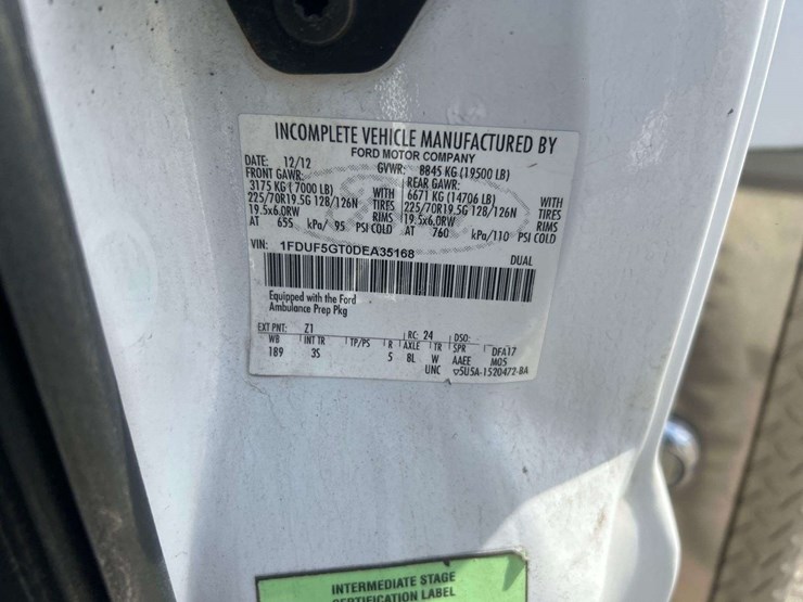 2013-ford-f550-image-11