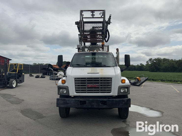 2009-gmc-topkick-image-2