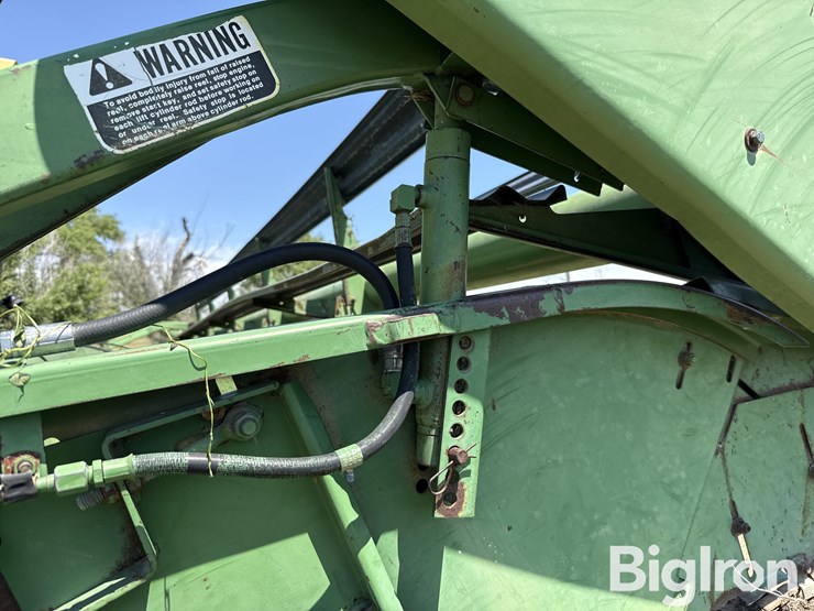 1979-john-deere-224-image-11