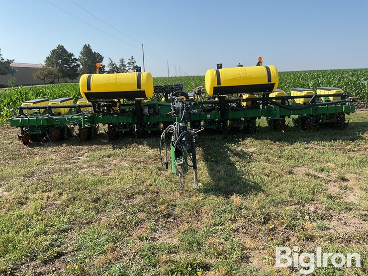 2013-john-deere-1760-image-2