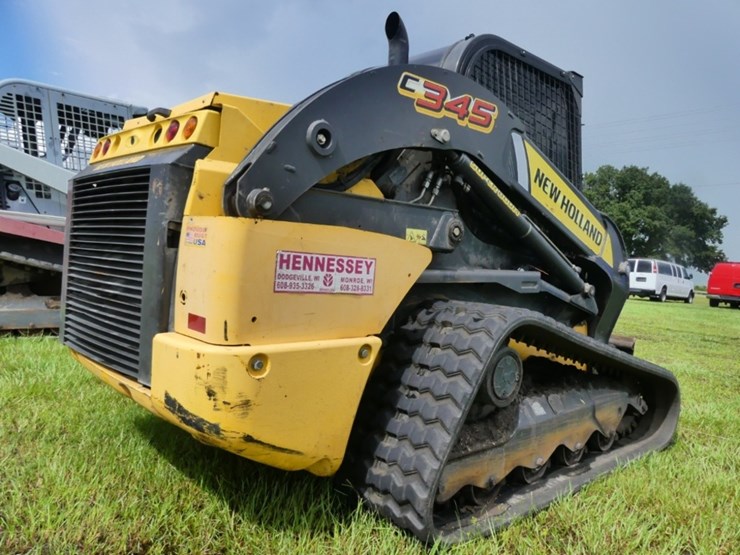 new-holland-c345-image-4