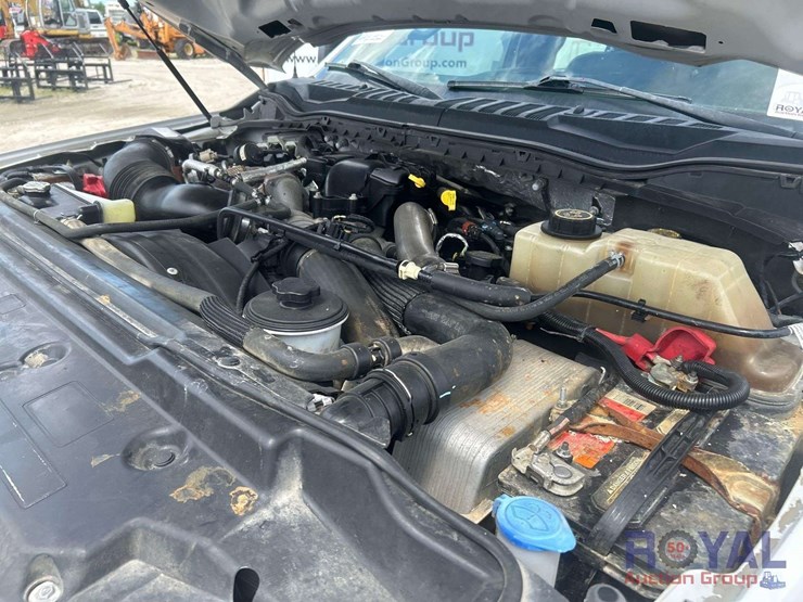 2019-ford-f350-image-16