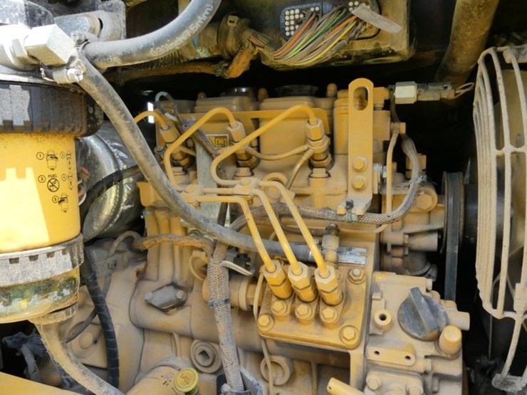 caterpillar-303.5-image-7