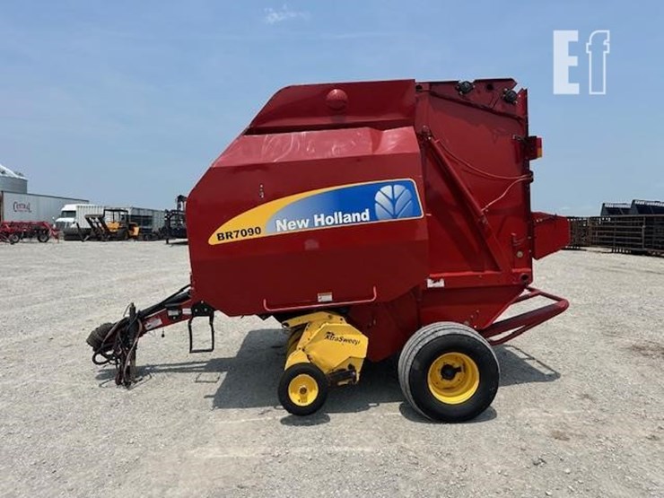 2009-new-holland-br7090-image-2