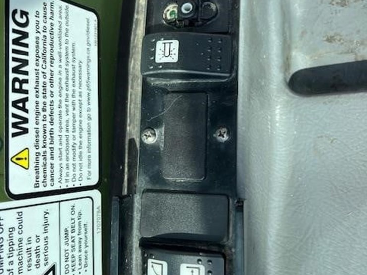 2018-jlg-g5-18a-image-31