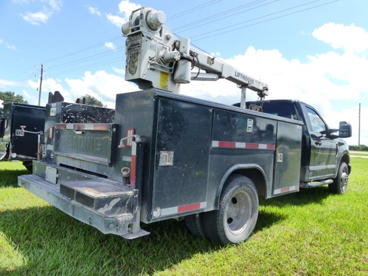 2019-ford-f350-xl-image-3