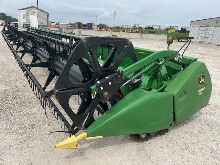 2011-john-deere-635f-image-1