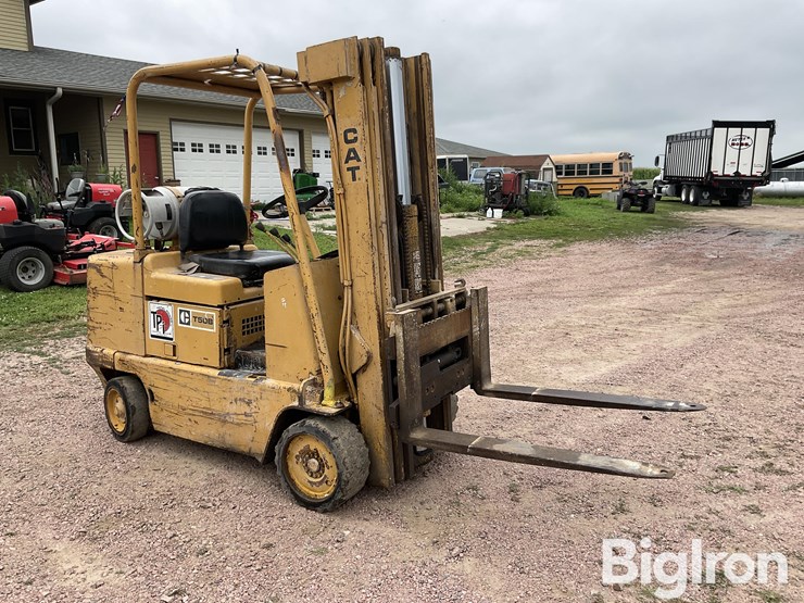 caterpillar-t50b-image-3