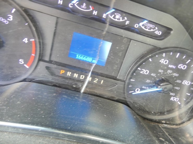 2019-ford-f350-xl-image-15