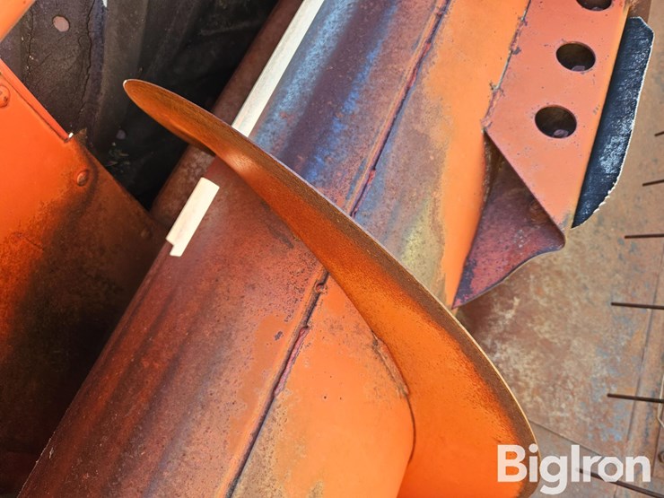 new-holland-490-image-20