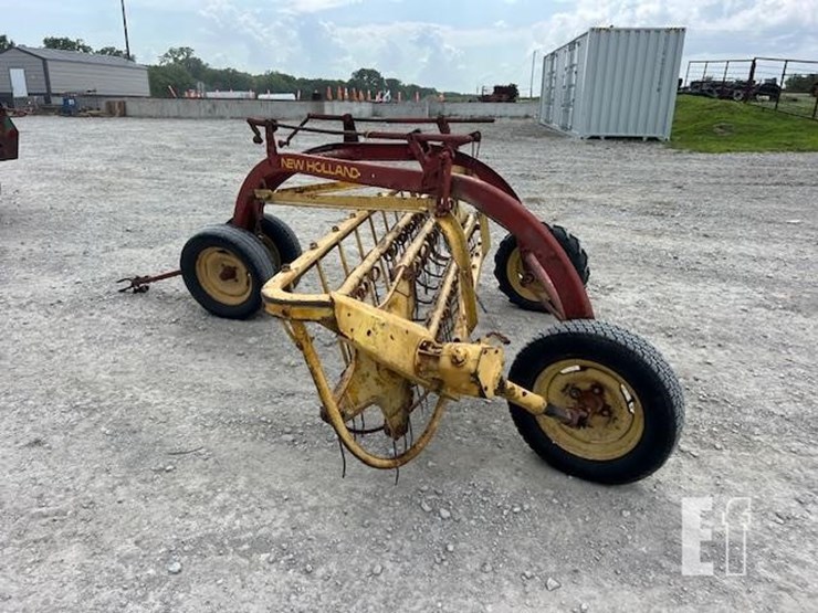 new-holland-256-image-3