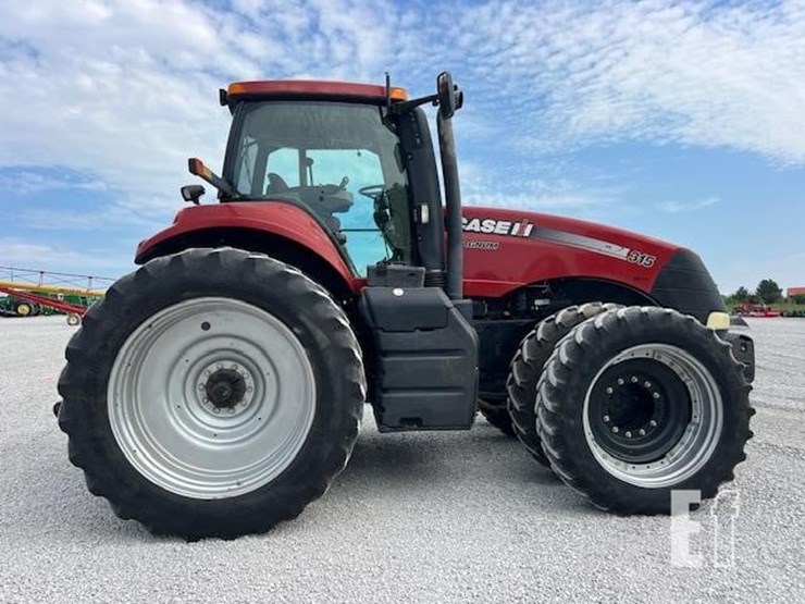 2014-case-ih-magnum-315-image-6