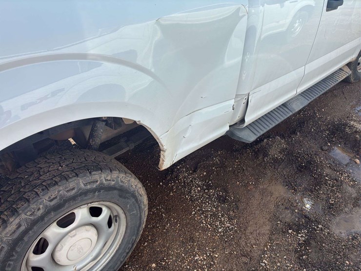 2015-ford-f150-lariat-image-3