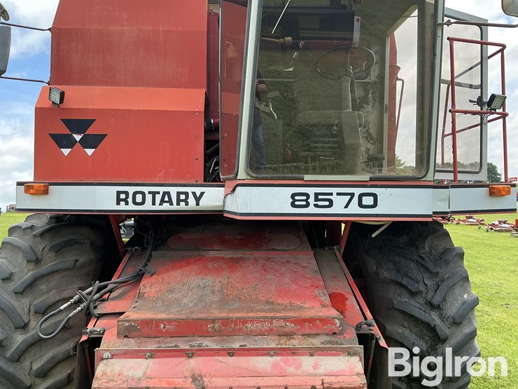 1990-massey-ferguson-8570-image-11