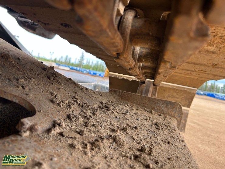 2014-deere-85g-image-23