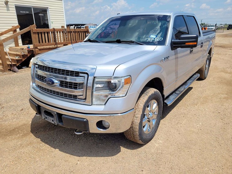 2014-ford-f150-xlt-image-1